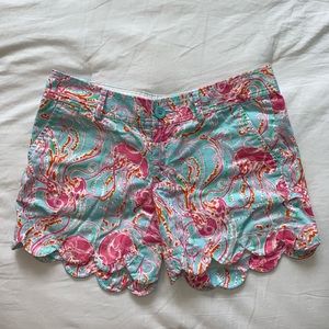 Lilly Pulitzer Buttercup Scallop Hem Short
